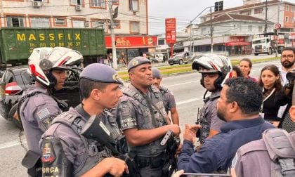 PM provoca tensão em velório de criança de 4 anos no litoral de São Paulo