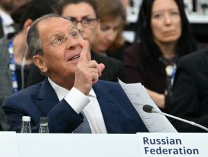 Rússia está pronta para se defender por 'todos os meios', diz ministro de Putin
