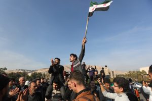 Líder dos rebeldes sírios discute 'transferência de poder' após queda de Assad