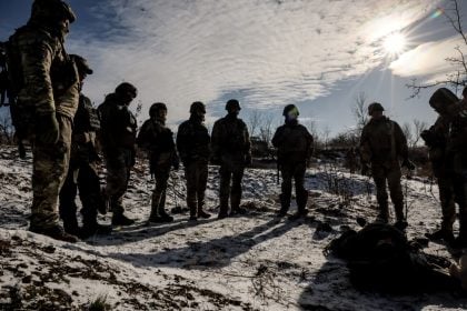 Ucrânia afirma que Rússia iniciou ‘ofensiva intensa’ em Kursk com tropas norte-coreanas