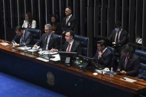 Senado aprova renegociação de dívidas dos estados com a União; texto vai à sanção