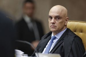 Defesa do X diz a Moraes que vai pagar multa de R$ 8,1 milhões