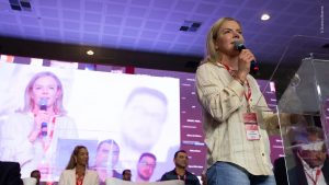 PT não serve para sacrificar a economia em nome da ortodoxia fiscal, diz Gleisi