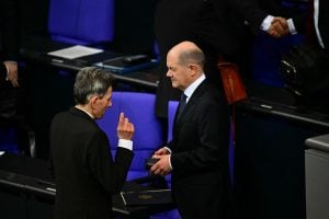 Alemanha: Deputados rejeitam moção de confiança de Scholz e abrem caminho para eleições em fevereiro