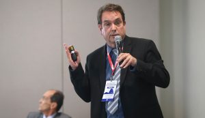 Alta do dólar envolveu surto especulativo e pode ter chegado ao pico, diz economista