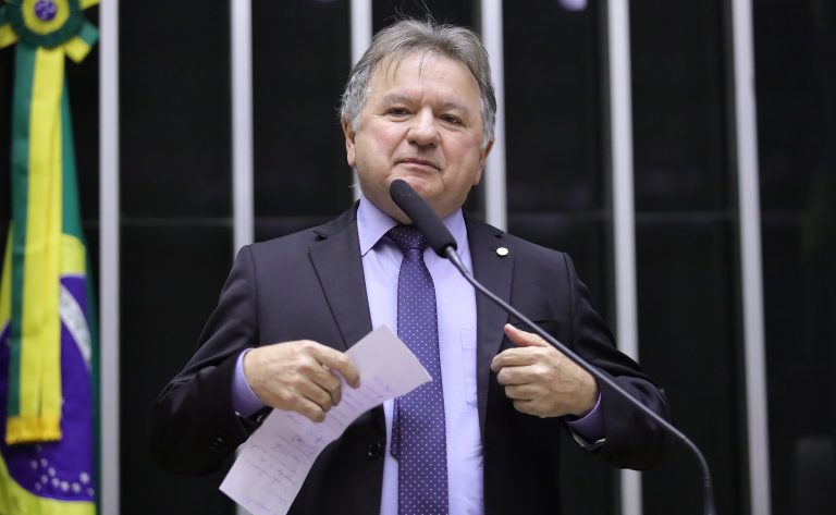 Comissão da Câmara barra PL que estendia benefícios fiscais a jogos eletrônicos