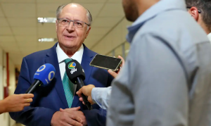AGU notifica a Meta e dá 24 horas para remover vídeo falso de Alckmin