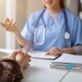 Rotina do trabalho afasta brasileiros do médico e adia cuidados com saúde