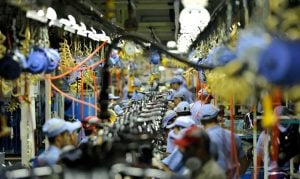 Fazenda projeta crescimento de 2,5% do PIB em 2025