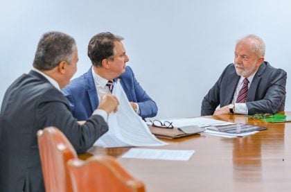 Como a PEC do corte de gastos impacta o Fundeb ao fixar repasses para o ensino integral