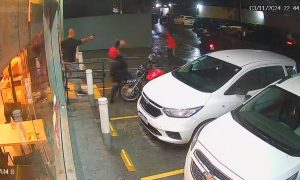 PM que matou homem negro em frente a mercado em São Paulo vai a júri popular