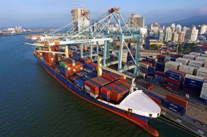 Governo federal assume a gestão do Porto de Itajaí, em Santa Catarina