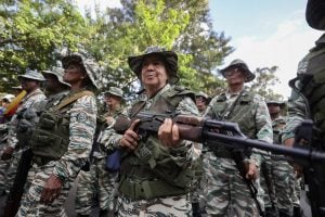 Maduro ativa plano militar na Venezuela às vésperas da posse presidencial