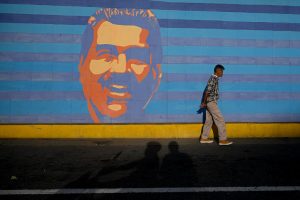 Venezuela fecha fronteira com Colômbia antes da posse presidencial devido a 'conspiração internacional', diz governador