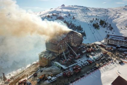 Incêndio em hotel na Turquia deixa 78 mortos, segundo balanço definitivo