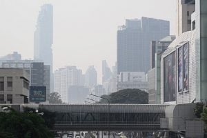 Mais de 350 escolas são fechadas por poluição em Bangcoc