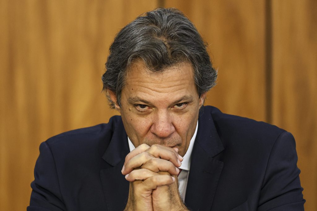 Haddad volta a rebater Zema e diz que o governador de Minas deu calote na União