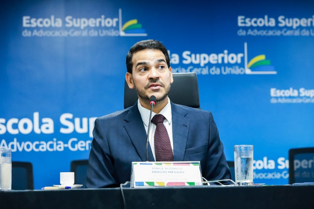 Plataformas recusam convite e não vão a audiência da AGU sobre moderação de conteúdo