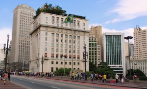 Prefeitos eleitos tomam posse neste 1º de janeiro