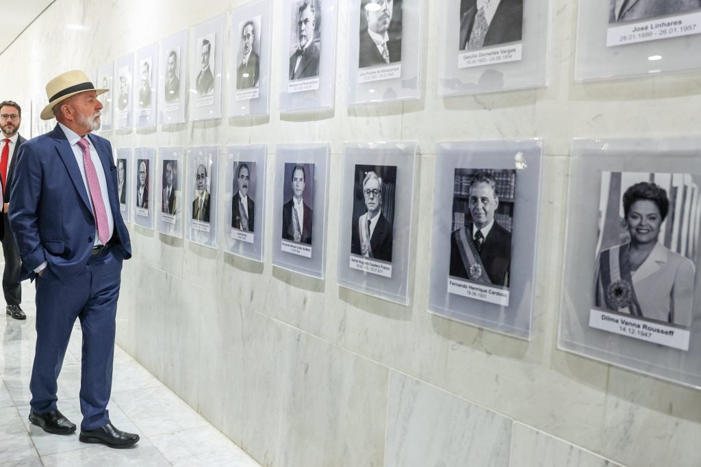 Lula defende incluir ‘mentiras’ de Bolsonaro e golpe de Temer em galeria no Planalto