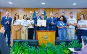 Novo programa do governo ofertará bolsa de 1.000 reais a quem cursar licenciatura; entenda os detalhes