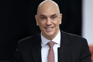 Alexandre de Moraes desativa conta no X, rede social de Elon Musk