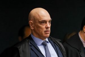 Moraes libera consulta médica, mas Exército terá de escoltar major preso por trama golpista