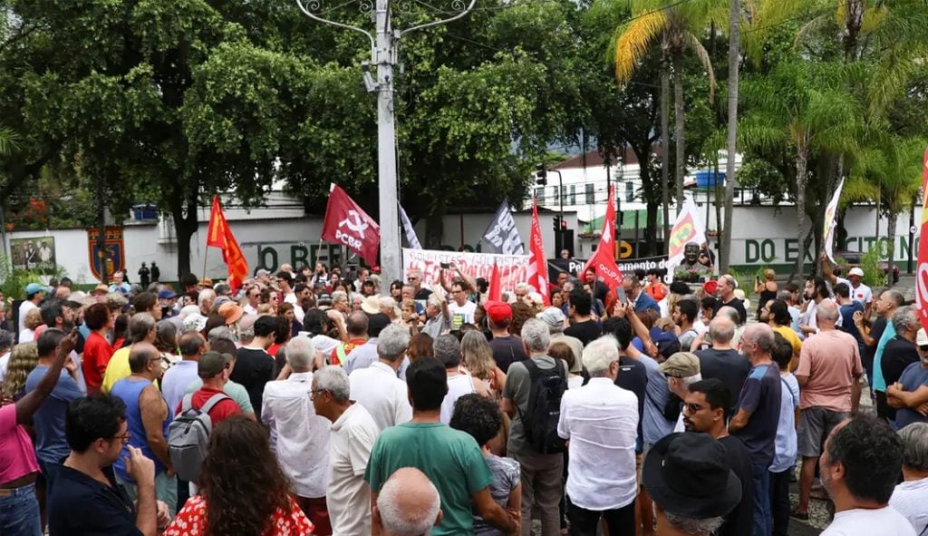Ato cobra centro de memória em quartel que abrigou o DOI-Codi no Rio