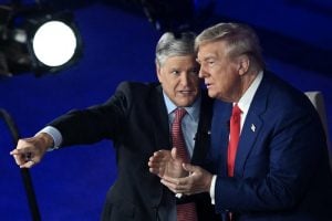 Trump e 'Fox News' retomam casamento por conveniência