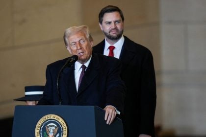 Trump acabará com políticas de diversidade e reconhecerá só 2 gêneros nos EUA
