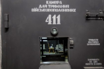 Zelensky divulga suposta captura de 2 soldados norte-coreanos na Rússia