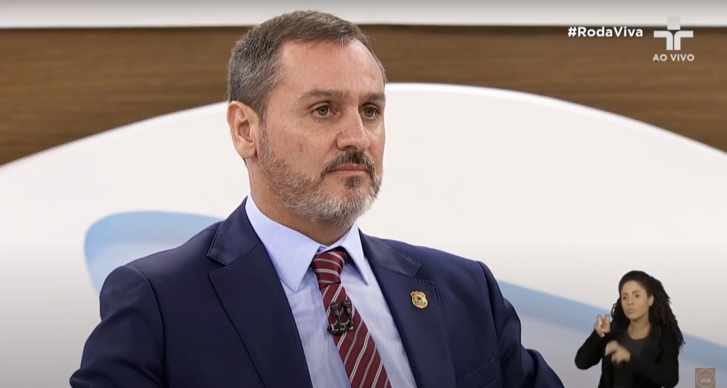 Por que Michelle e Eduardo Bolsonaro não foram indiciados por trama golpista, segundo o diretor da PF