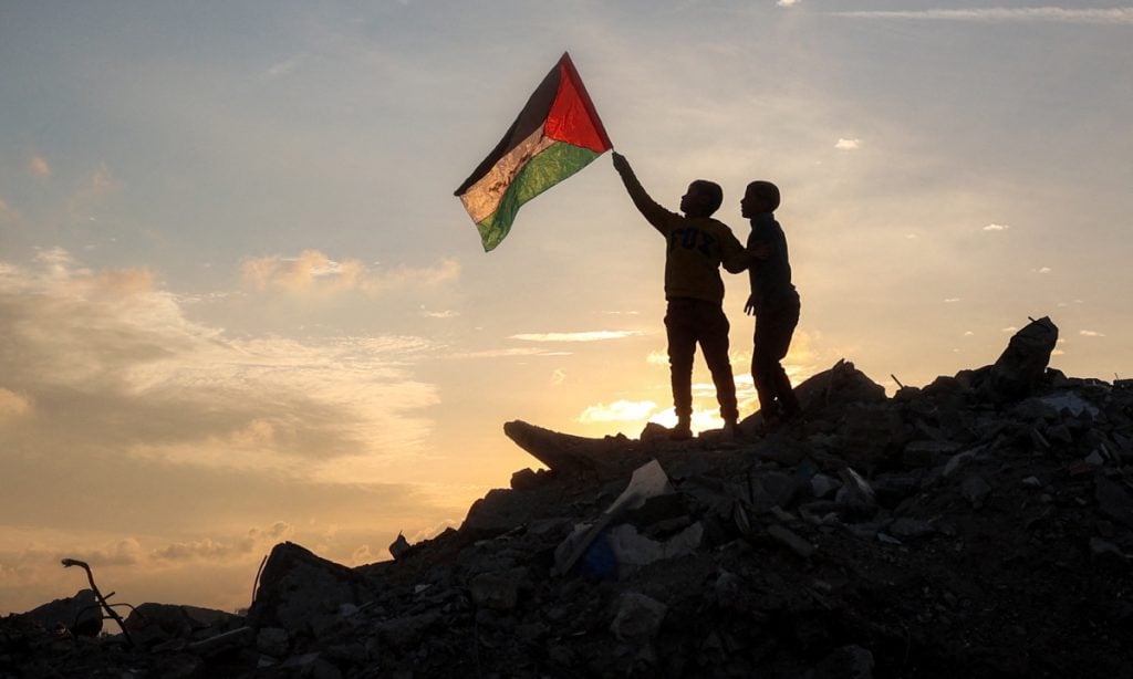 Com início de cessar-fogo, Hamas liberta primeiras reféns em Gaza