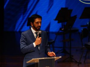 Prefeito e vereadores eleitos tomam posse em São Paulo