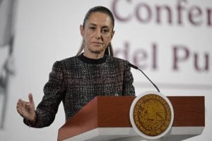 Sheinbaum busca ‘melhores condições’ comerciais com EUA enquanto negocia sobre segurança