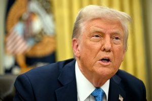 Governo Trump anuncia corte de mais de 90% em programas de desenvolvimento no exterior