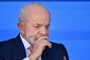 Lula volta a defender regulamentação das redes: 'poder absolutista que desconhece fronteiras'