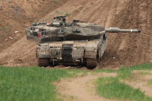 Carregamento de armas pesadas dos EUA chega a Israel