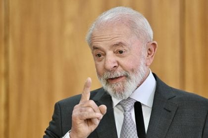 Negociação de paz na Ucrânia conduzida por Trump é ‘muito ruim’, avalia Lula: ‘Tem que chamar os dois lados’