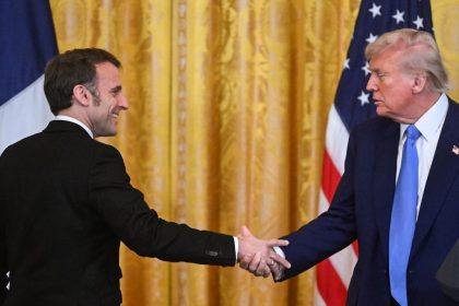 Trump e Macron prometem paz na Ucrânia, mas divergências persistem