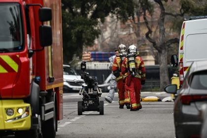 Consulado russo na França sofre ataque com explosivos