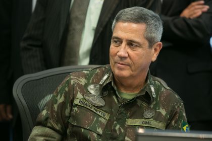 Cid afirma em delação que Braga Netto cogitou bancar plano golpista com dinheiro do PL