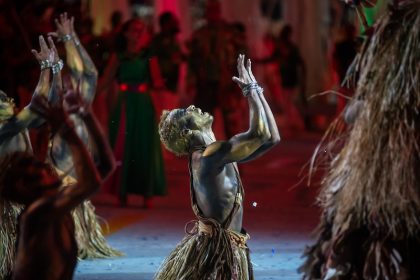 Religiões afro-brasileiras, entre o brilho do carnaval e a sombra da discriminação