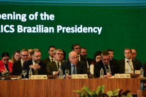 Respostas a crises humanitárias e conflitos armados se revelam 'fragmentadas e insuficientes', diz Mauro Vieira