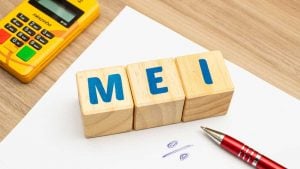 Mais da metade dos MEI pretende investir no negócio em 2025