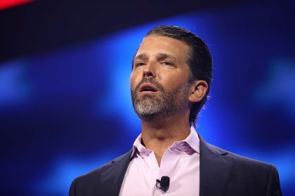 Político italiano acusa filho de Trump de matar patos de espécie protegida