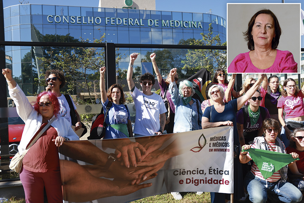 Inquisidores na fogueira