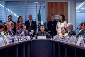 Deputados do Republicanos temem perda de espaço e rejeitam federação com PP e União Brasil