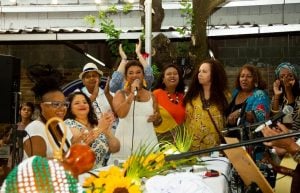 Ala das baianas é a força da fé e da ancestralidade no Carnaval, diz sambista