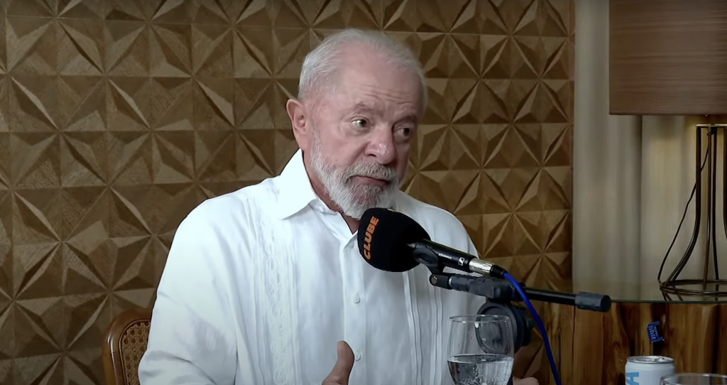 ‘Se taxar o aço brasileiro, nós vamos reagir comercialmente’, diz Lula sobre tarifas de Trump
